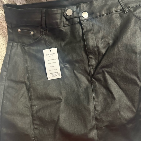 NWT Black Mini Skirt - Picture 1 of 5